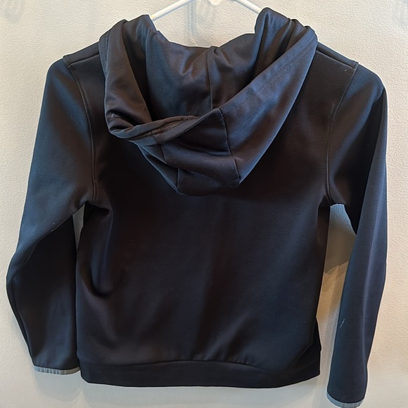Boys youth medium under armour black zip up jacket - Picture 2 of 2